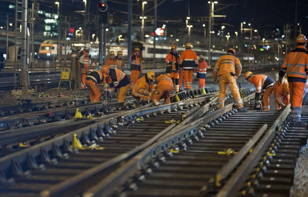 Réparation d’aiguillage en gare