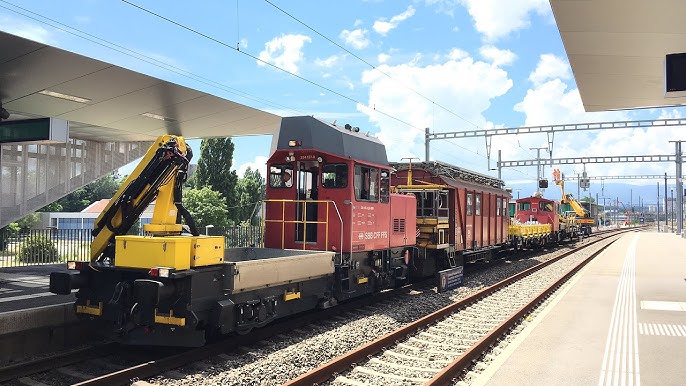 Convoi de maintenance en gare